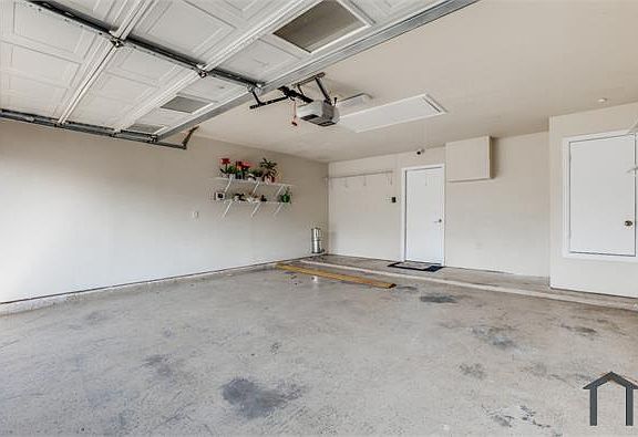 3rd image of 4602 Westlake Dr