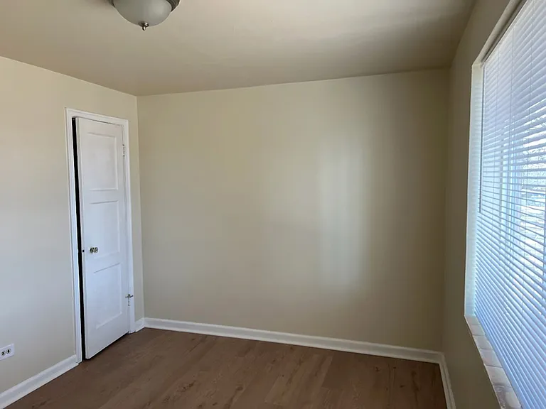 Front bedroom closet