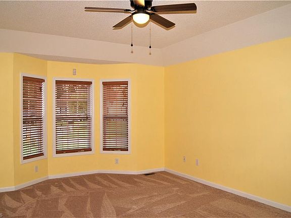 3rd image of 2115 McIver Ln