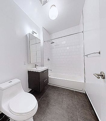 5th image of 376 W 127th St APT 1A