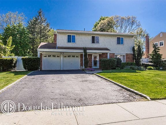 3rd image of 130 Plymouth Blvd