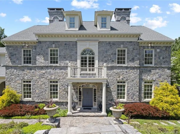 17 Cobtail Way, Simsbury, CT 06070