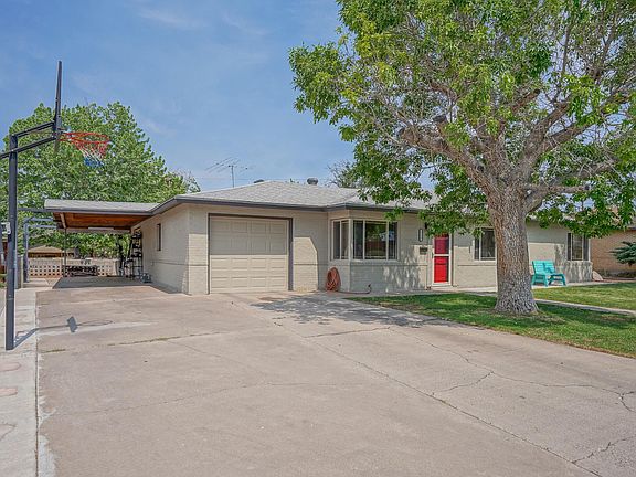 2nd image of 2209 Hendola Dr NE