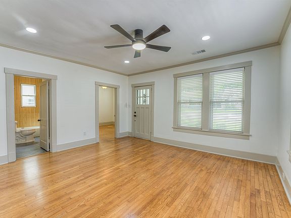 2nd image of 3539 Kearney Ave