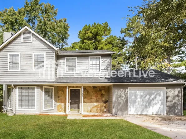 1078 Forest Path, Stone Mountain, GA 30088