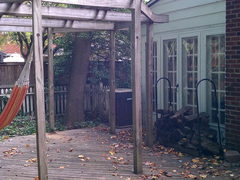 9412 Columbia Blvd — Photo 4