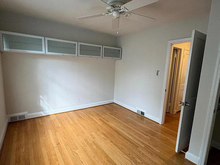 8134 Glen Gary Rd — Photo 14