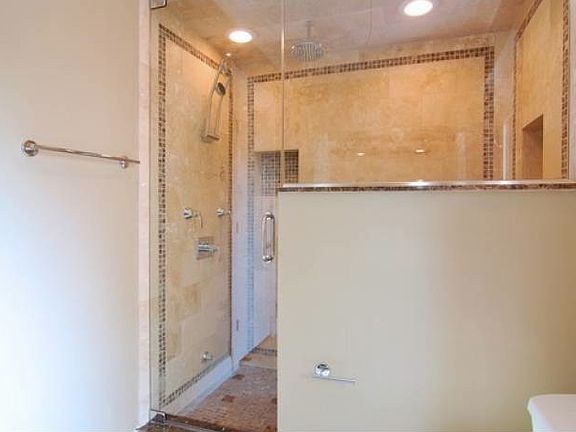 4th image of 3307 N Sheffield Ave APT 2