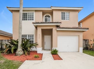 8780 SW 214th Ter, Cutler Bay, FL 33189