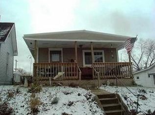151 Logan St, Circleville, OH 43113