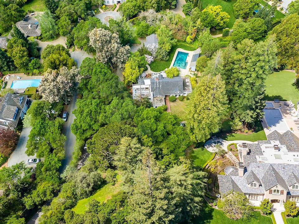 1st image of 226 Park Ln