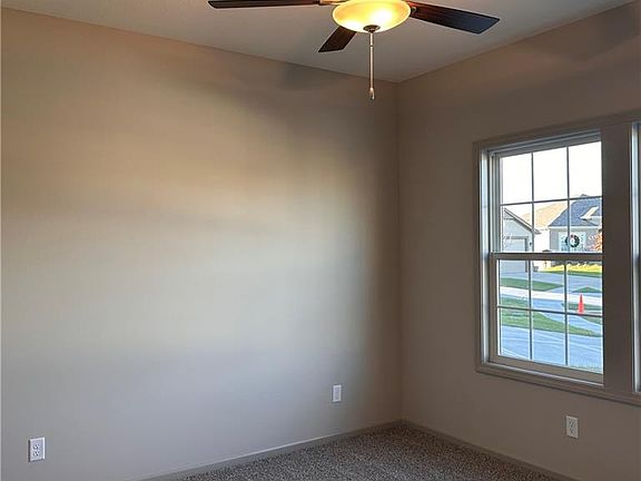 3rd image of 2129 Greenfield Point Unit 20