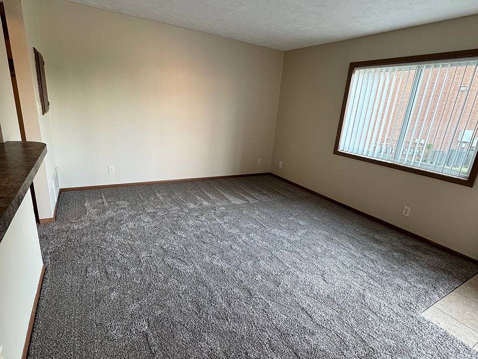 1st image of 1812 Knox St #12