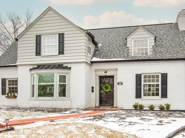 502 Old Bonhomme Rd, Saint Louis, MO 63130