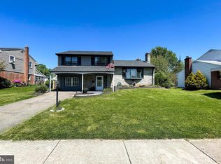 1951 Larch Ave, East Petersburg, PA 17520