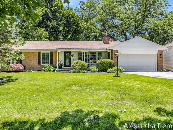 3136 Three Mile Rd NE, Grand Rapids, MI 49525