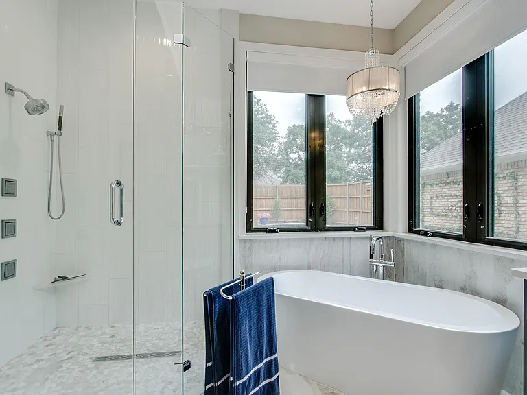 1325 Shamrock Ln — Photo 23