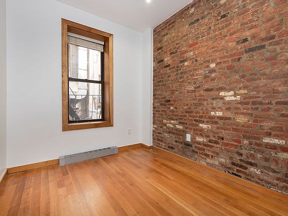 2nd image of 72 Thompson St APT 5C