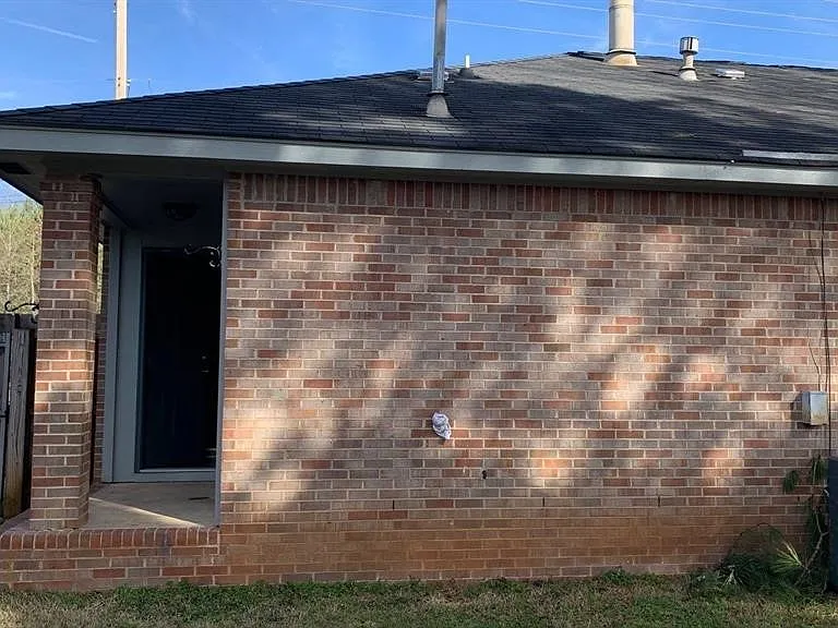 465 Durden Rd — Photo 15