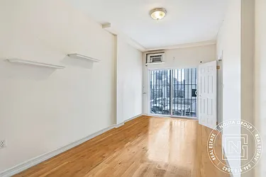 Rented by Nolita Group