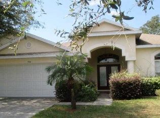 1914 Raven Manor Dr, Dover, FL 33527