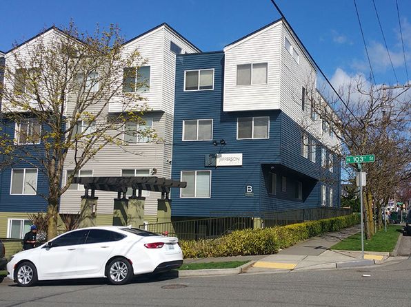 10301 Greenwood Ave N #B-207