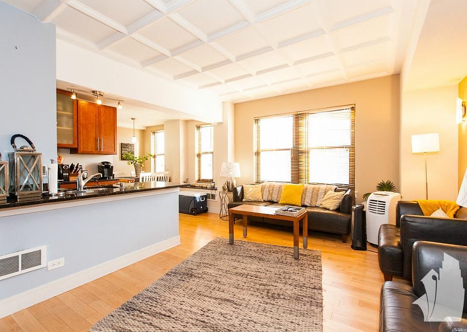 1st image of 1211 N La Salle Dr APT 503