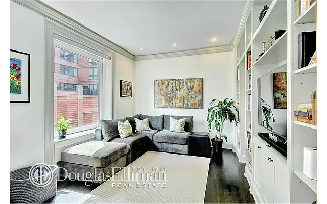 Sold by Douglas Elliman | media 14