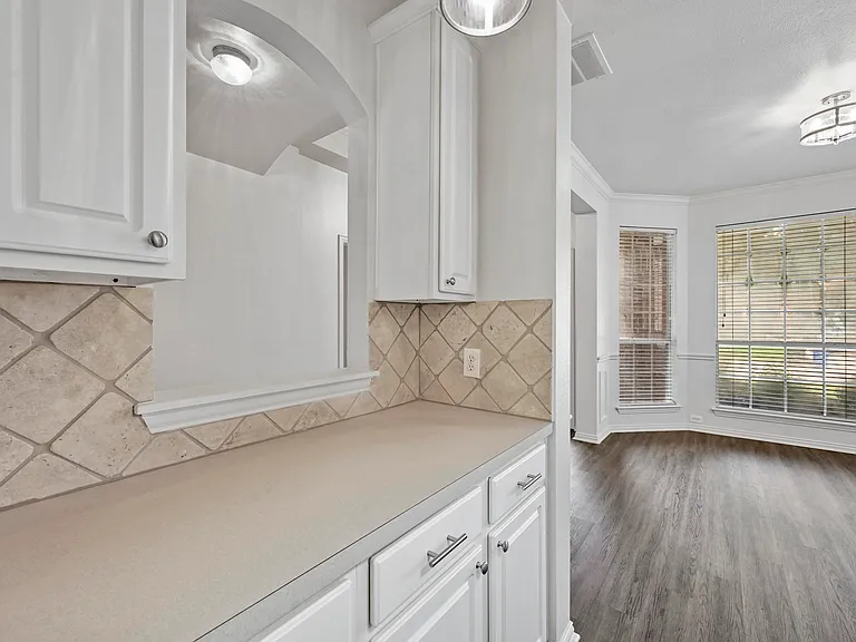 1711 Peregrine Dr — Photo 14