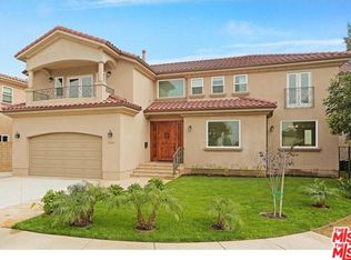 7982 W 79th St, Playa Del Rey, CA 90293