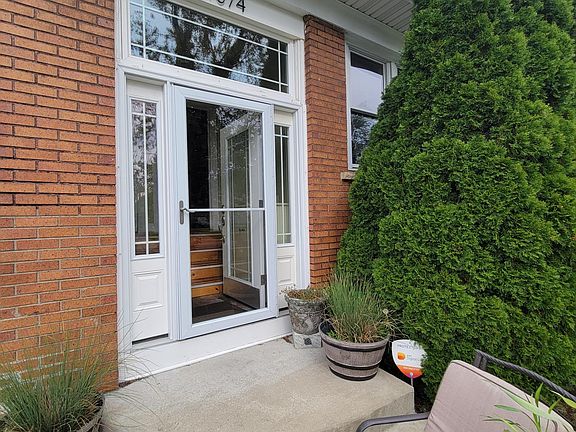 2nd image of 1074 Parkside Ave #1