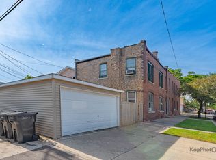 3001 S Haynes Ct #2M, Chicago, IL 60608