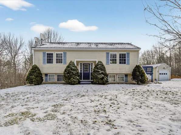 10 Morrow Hill Road, Searsmont, ME 04973