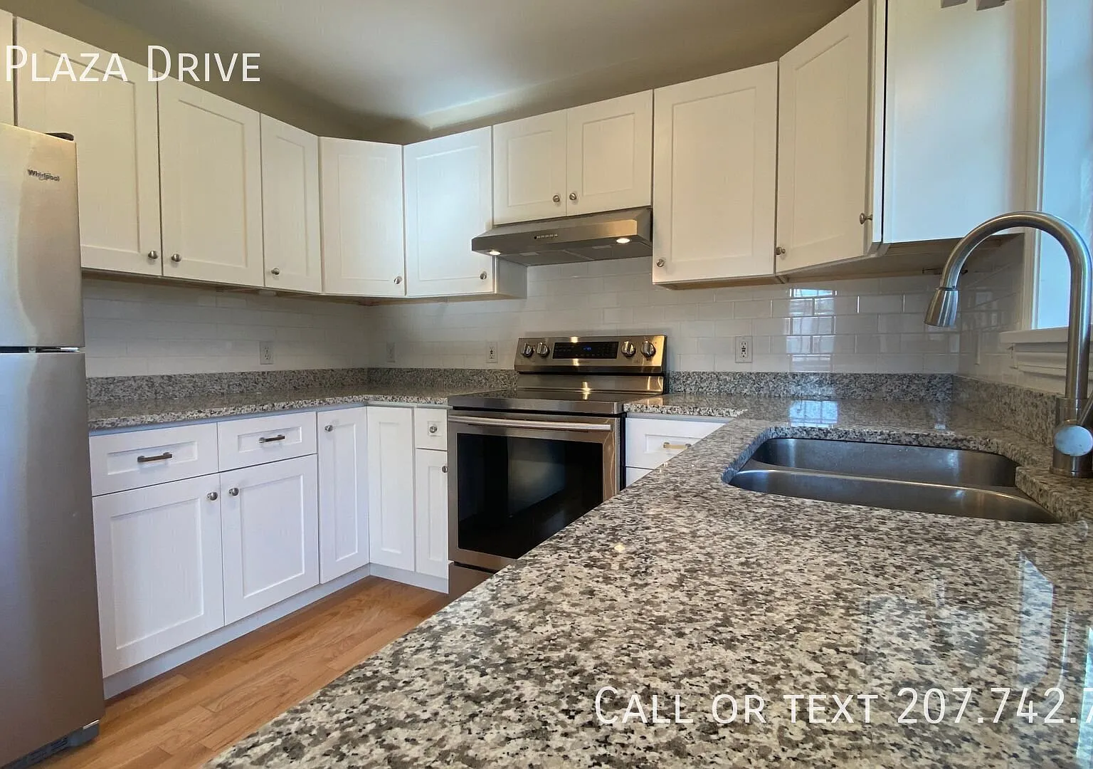 Charming 2-Bedroom Duplex on Plaza Drive - Spacious 1200 Sq Ft in Dover, NH! — Photo 1