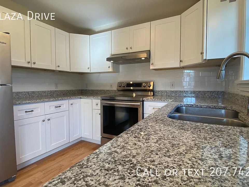 312 Plaza Dr