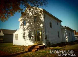 62 Main St, Whitesboro, NY 13492