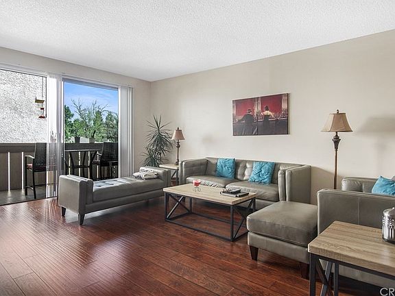 3rd image of 19029 Nordhoff St Unit 207
