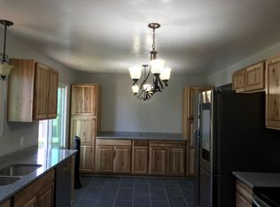 2306 W Autumn Wood Ln, Salt Lake City, UT 84129