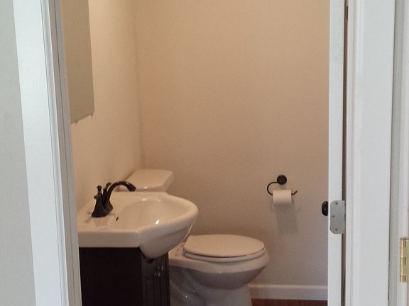 4th image of 1145 Hobart Dr