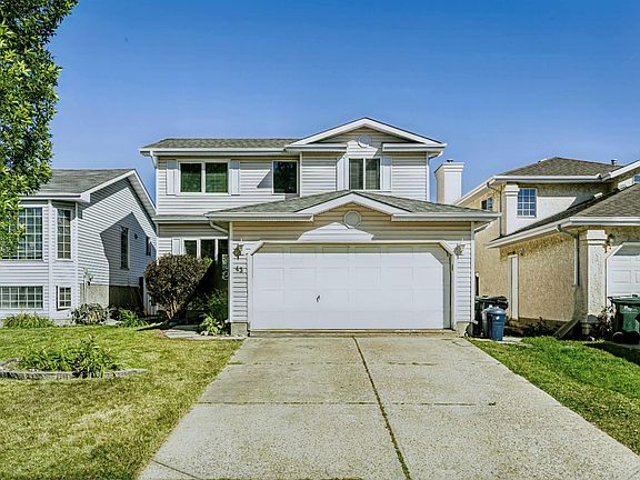 3rd image of 43 Dalton Way