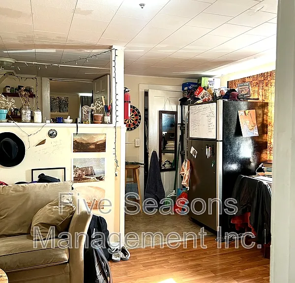 19 Grant St #7 — Photo 10