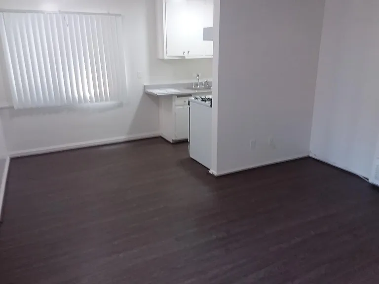 129 N 2nd St #C — Photo 7