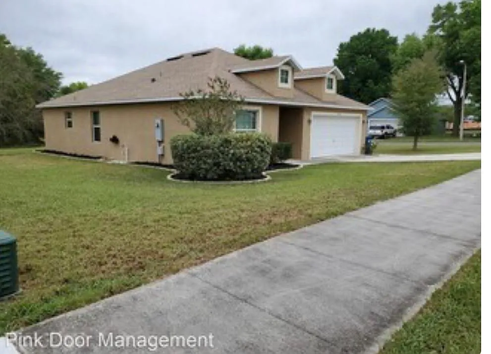 Building Photo - 1500 Kayuni Dr