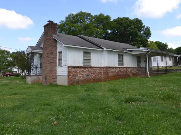 524 Elm St, Pulaski, TN 38478