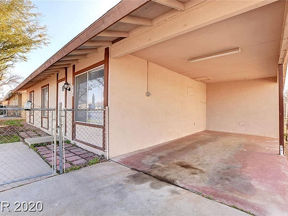 4th image of 210 La Paz Ave