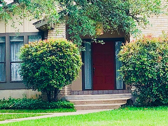 2nd image of 2319 Park Cir