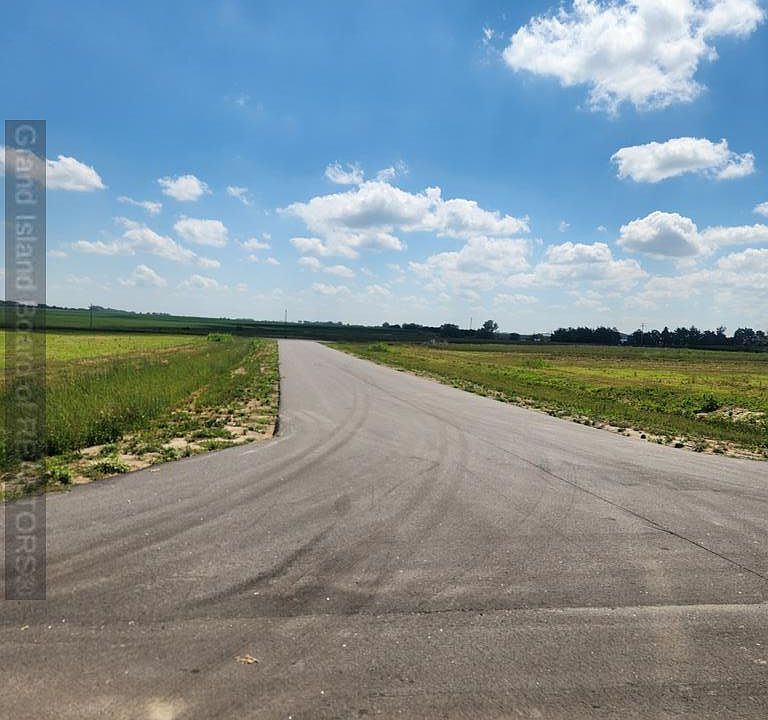 1st image of 4130 Valley Cir