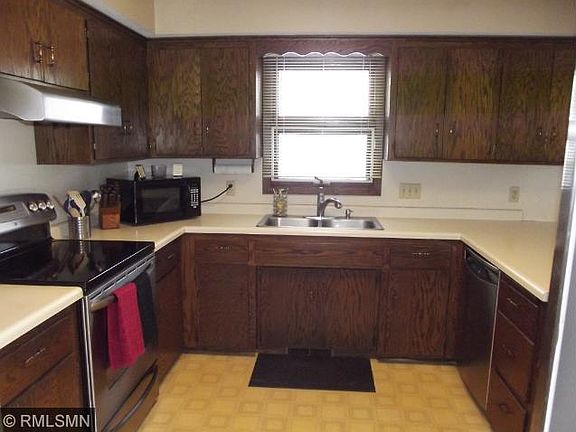 2nd image of 2700 125th St E