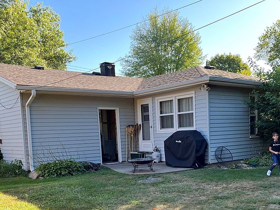 2nd image of 10 Lincoln Ct