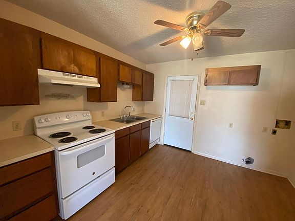 5th image of 51 Fern Ct